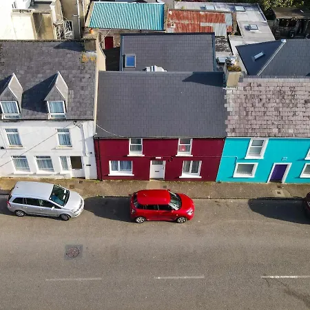 The Mall Townhouse - Town Centre *