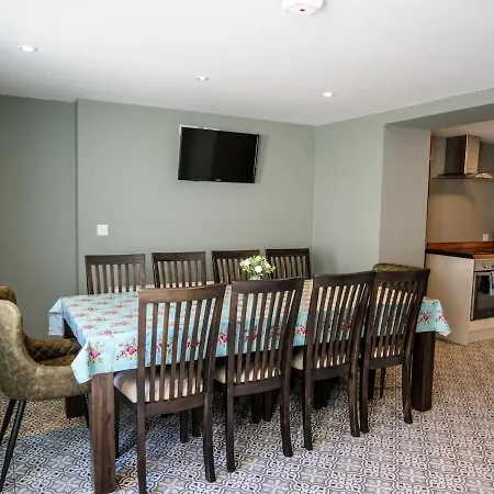 Nyaraló The Mall Townhouse - Town Centre *