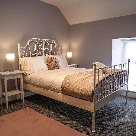 The Mall Townhouse - Town Centre Nyaraló *